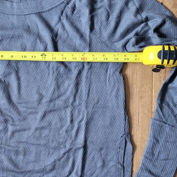 S/M FREE PEOPLE's We the Free Long Sleeve Thermal Knit Top Tunic - Picture 5 of 6